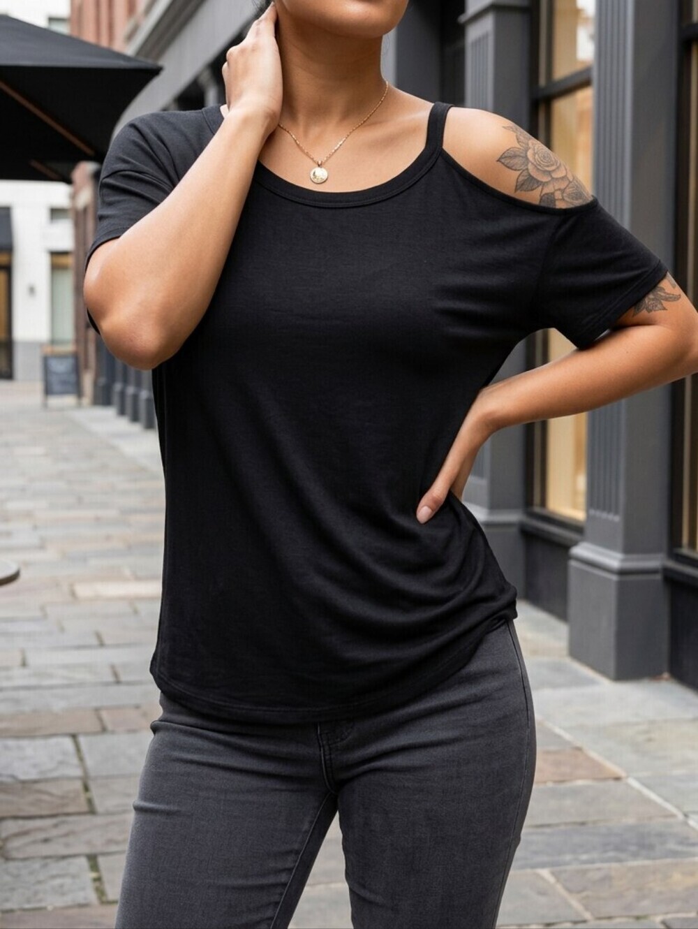Cold shoulder tee